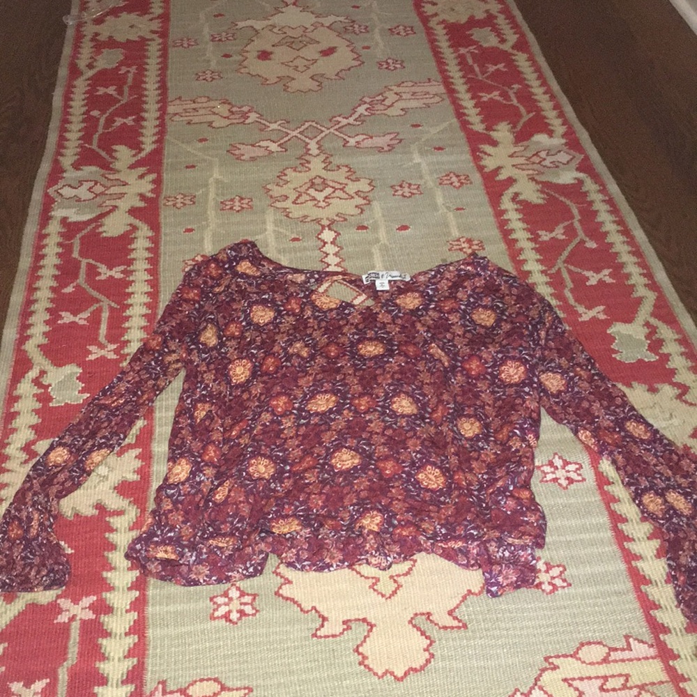 Boho flowy top size M